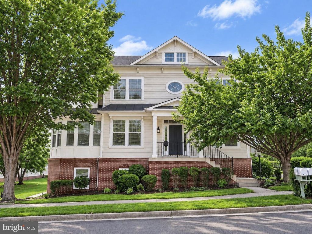8844 SONG SPARROW DR, Gainesville, VA 20155