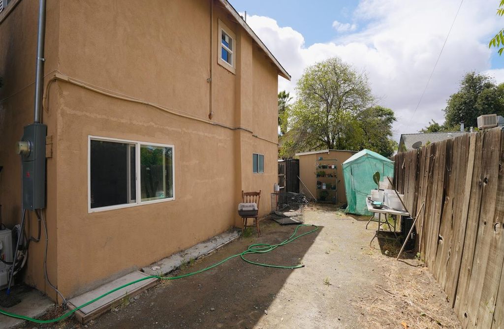 Image 22 of property listing at 271 Coolidge Street, Coalinga, CA 93210