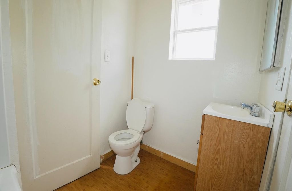 Image 27 of property listing at 271 Coolidge Street, Coalinga, CA 93210