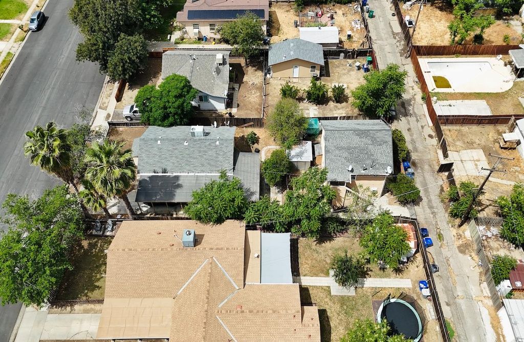 Image 34 of property listing at 271 Coolidge Street, Coalinga, CA 93210