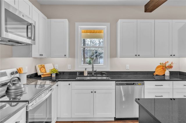 124 James Drive, Townville, SC 29689