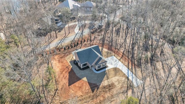 124 James Drive, Townville, SC 29689