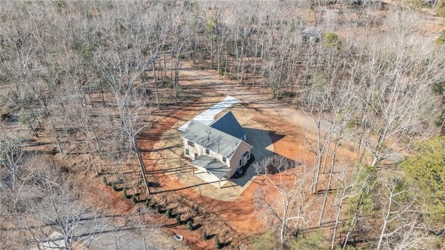 124 James Drive, Townville, SC 29689