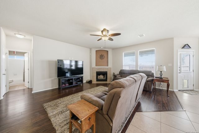 314 Loch Lomond, Cibolo, TX 78108