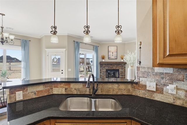 11648 NW 111th Street, Yukon, OK 73099