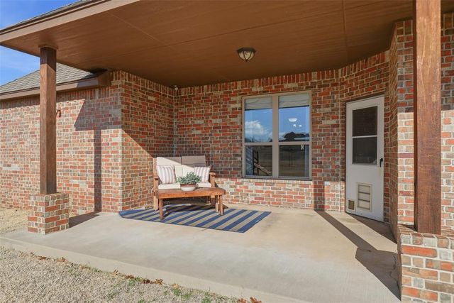 11648 NW 111th Street, Yukon, OK 73099