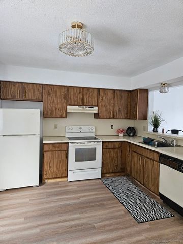 975 Meriden Road APT 11, Waterbury, CT 06705