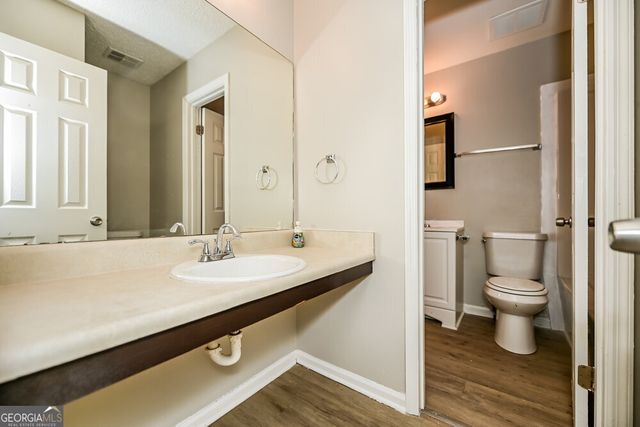 3051 Brook Hollow Drive, Rex, GA 30273