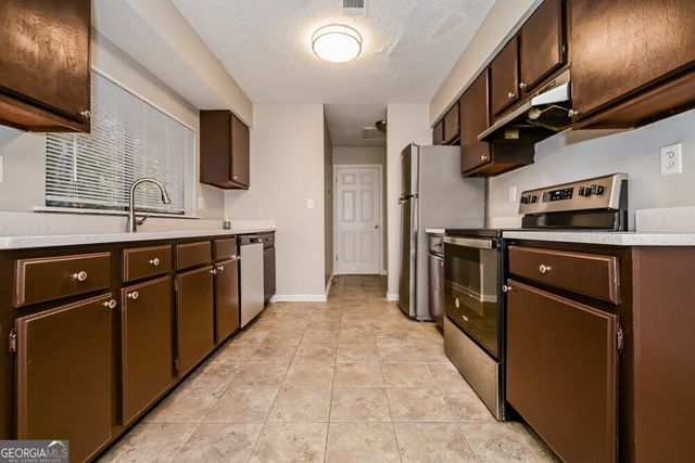 3051 Brook Hollow Drive, Rex, GA 30273