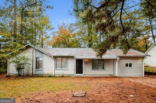 3051 Brook Hollow Drive, Rex, GA 30273