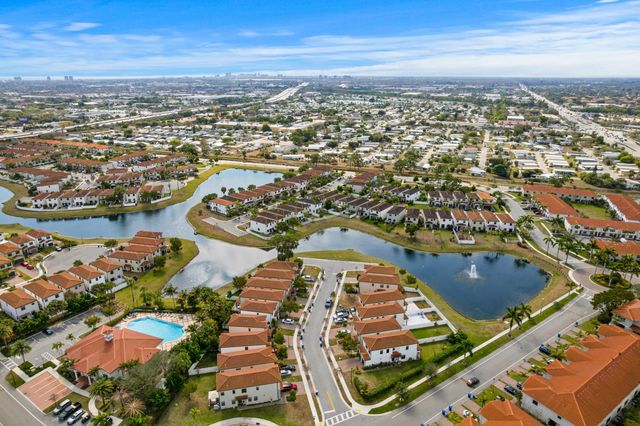4021 Sycamore Cove, Riviera Beach, FL 33410