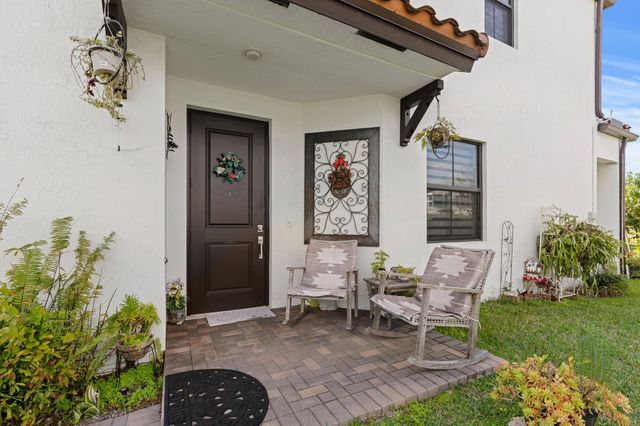 4021 Sycamore Cove, Riviera Beach, FL 33410