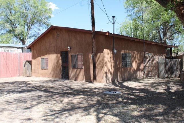 148 El Llano Road, Espanola, NM 87532