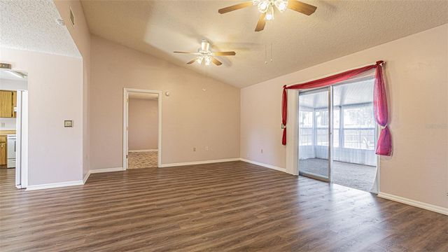 37403 STANFORD AVENUE, Zephyrhills, FL 33541