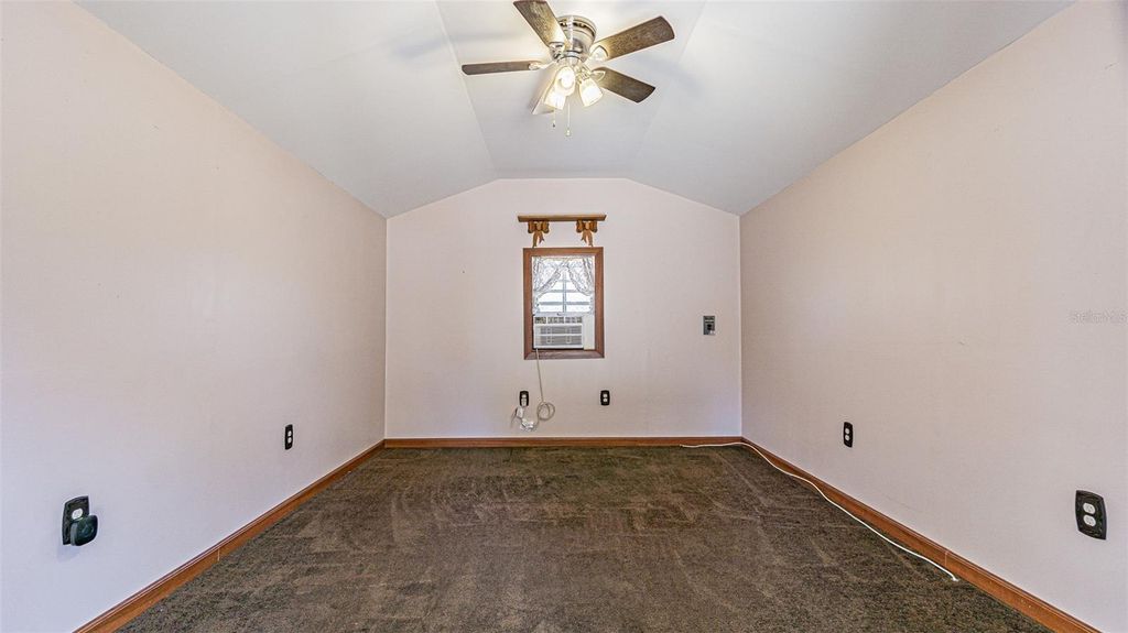 Image 14 of property listing at 37403 STANFORD AVENUE, Zephyrhills, FL 33541