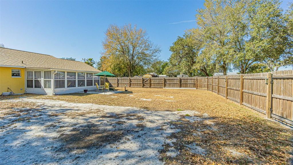 Image 18 of property listing at 37403 STANFORD AVENUE, Zephyrhills, FL 33541