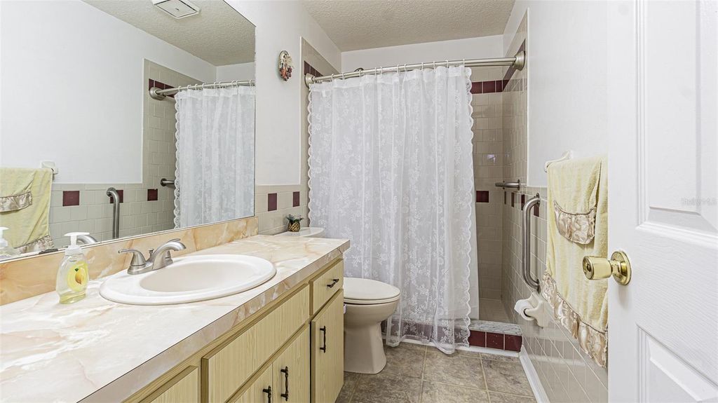 Image 31 of property listing at 37403 STANFORD AVENUE, Zephyrhills, FL 33541