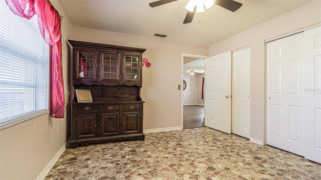 Image 37 of property listing at 37403 STANFORD AVENUE, Zephyrhills, FL 33541