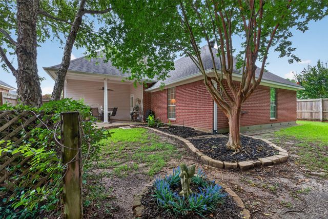 1006 Azalea Garden Drive, Shreveport, LA 71115
