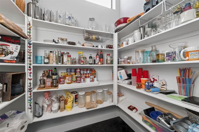 606 Pacific Street, Houston, TX 77006