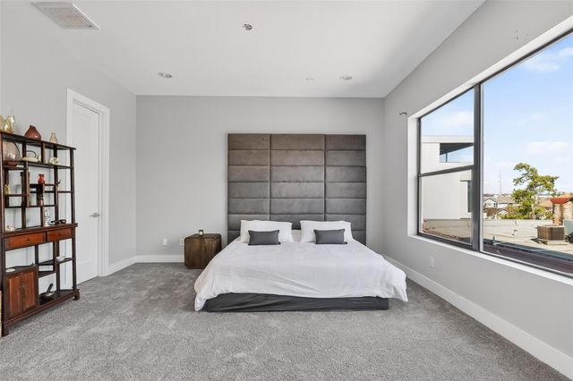 606 Pacific Street, Houston, TX 77006