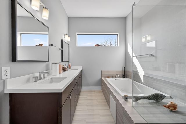 606 Pacific Street, Houston, TX 77006