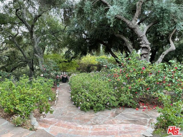 3172 Rubio Canyon Road, Altadena, CA 91001