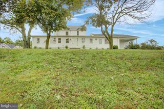 1461 FINCH DRIVE, Chambersburg, PA 17202
