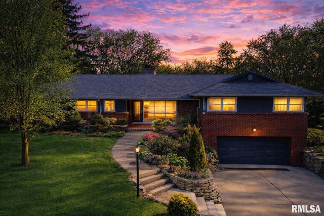 4036 N BROOKMONT Road, Peoria, IL 61614