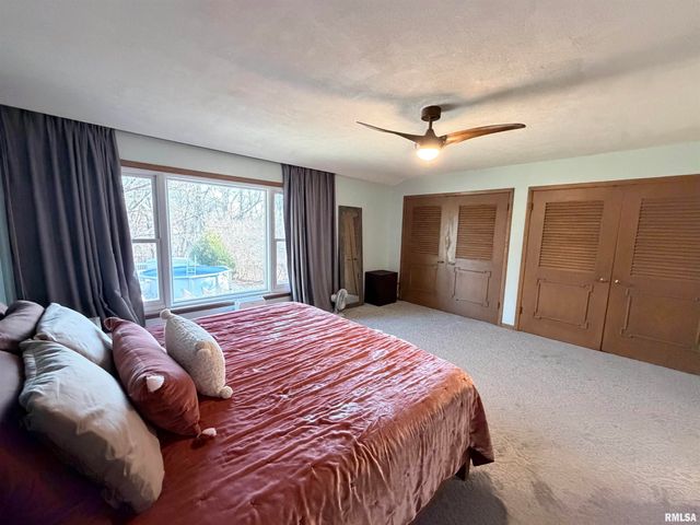 4036 N BROOKMONT Road, Peoria, IL 61614