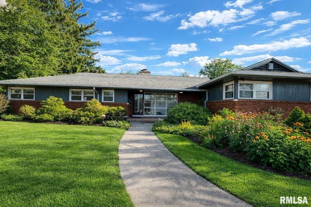 4036 N BROOKMONT Road, Peoria, IL 61614