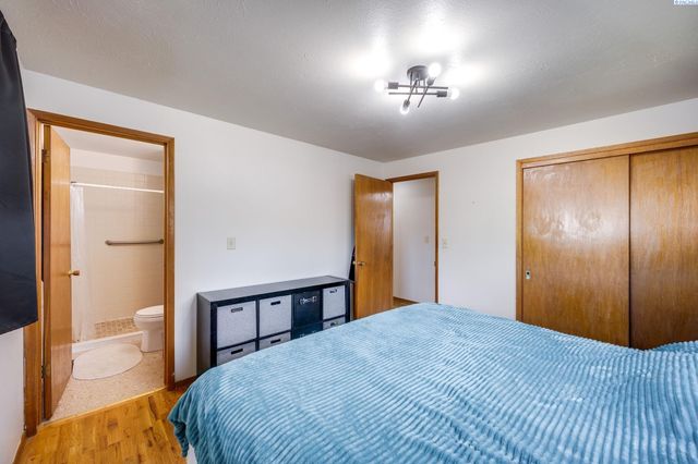 1810 NW Deane Street, Pullman, WA 99163