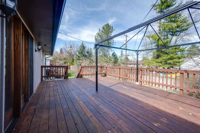 1810 NW Deane Street, Pullman, WA 99163