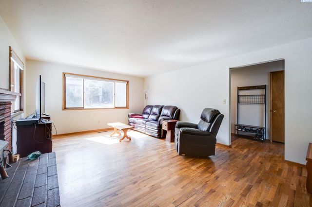 1810 NW Deane Street, Pullman, WA 99163