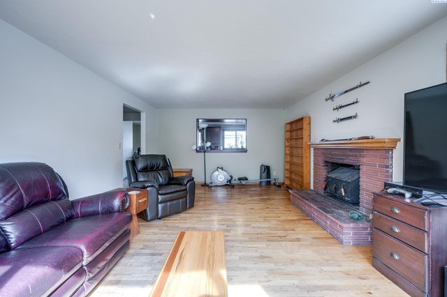 1810 NW Deane Street, Pullman, WA 99163