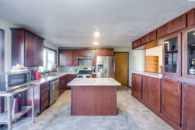 1810 NW Deane Street, Pullman, WA 99163