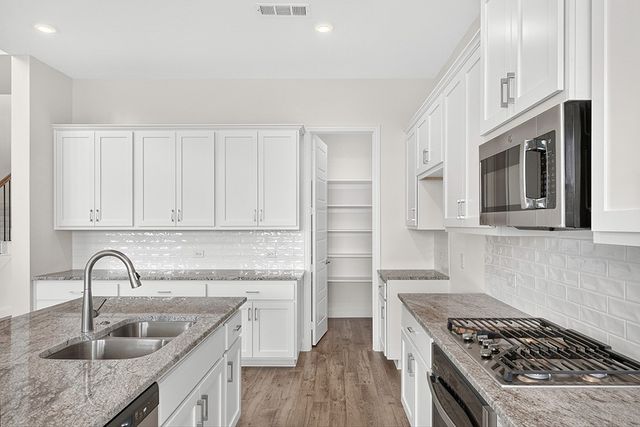 804 Scarlet Sage Drive, Waxahachie, TX 75165
