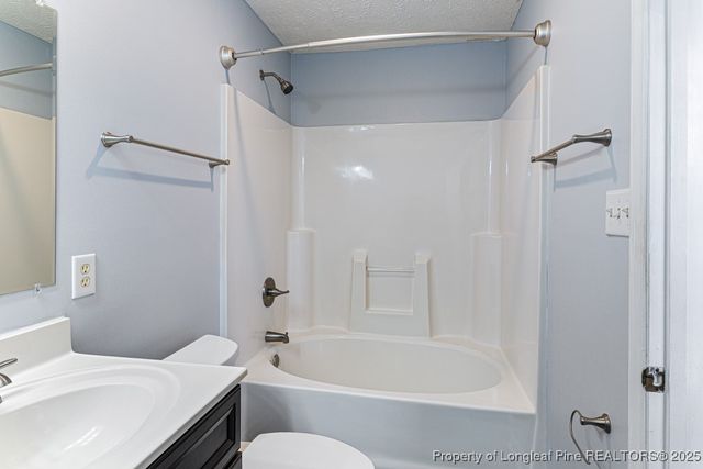 124 Haywood Drive, Raeford, NC 28376