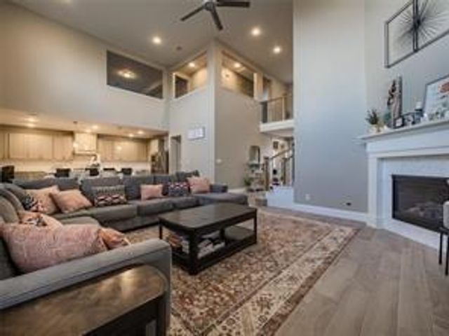 3703 Canyon Drive, Iowa Colony, TX 77583