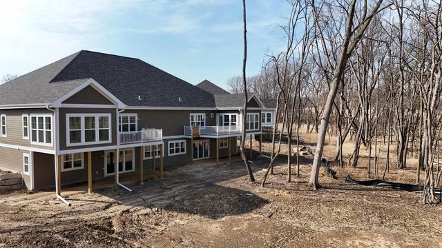Unit 11 Deer Hollow Court, Deforest, WI 53532