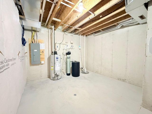 Unit 11 Deer Hollow Court, Deforest, WI 53532