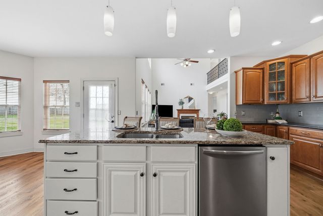 145 Lyme Drive, Clarksville, TN 37043