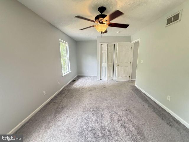 301 SUTTON CT, Winchester, VA 22601