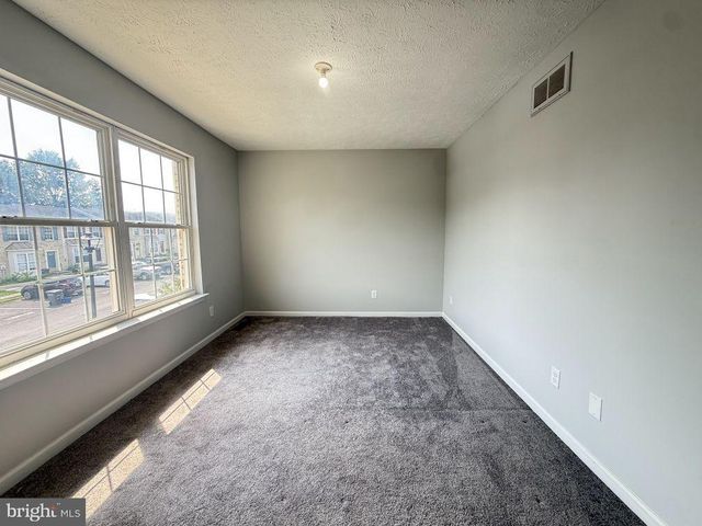 301 SUTTON CT, Winchester, VA 22601