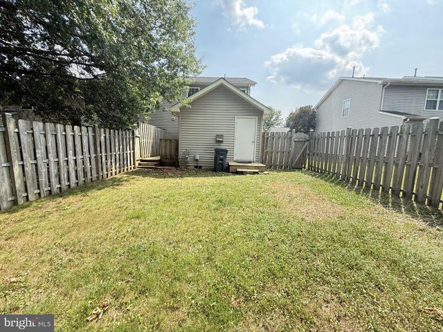 301 SUTTON CT, Winchester, VA 22601