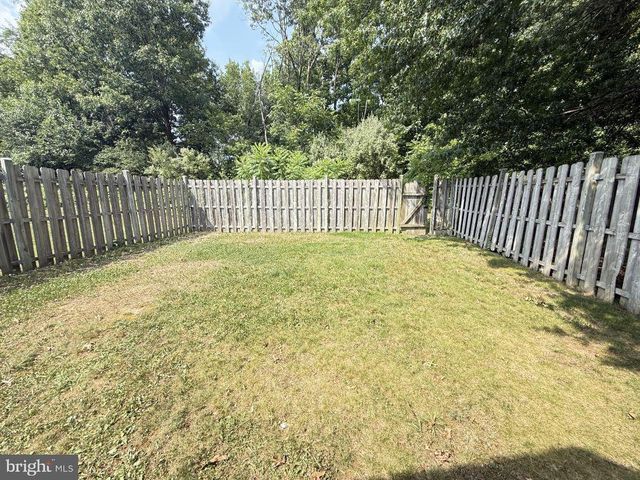 301 SUTTON CT, Winchester, VA 22601
