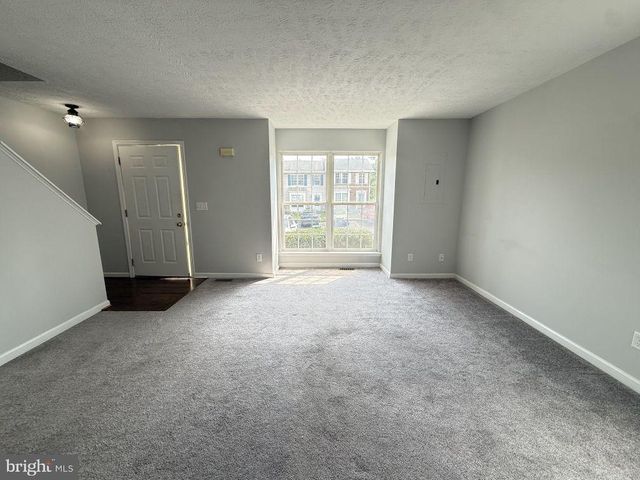 301 SUTTON CT, Winchester, VA 22601