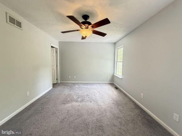 301 SUTTON CT, Winchester, VA 22601