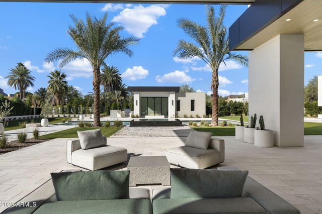 6528 N 60TH Street, Paradise Valley, AZ 85253