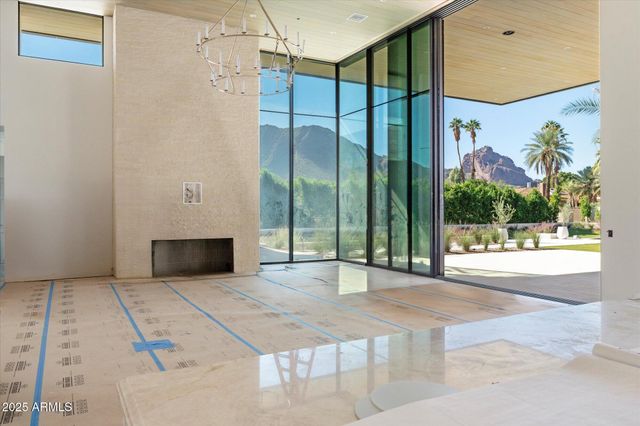 6528 N 60TH Street, Paradise Valley, AZ 85253